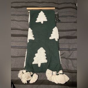 Rachel Zoe Christmas Tree Decorate Throw NWT!